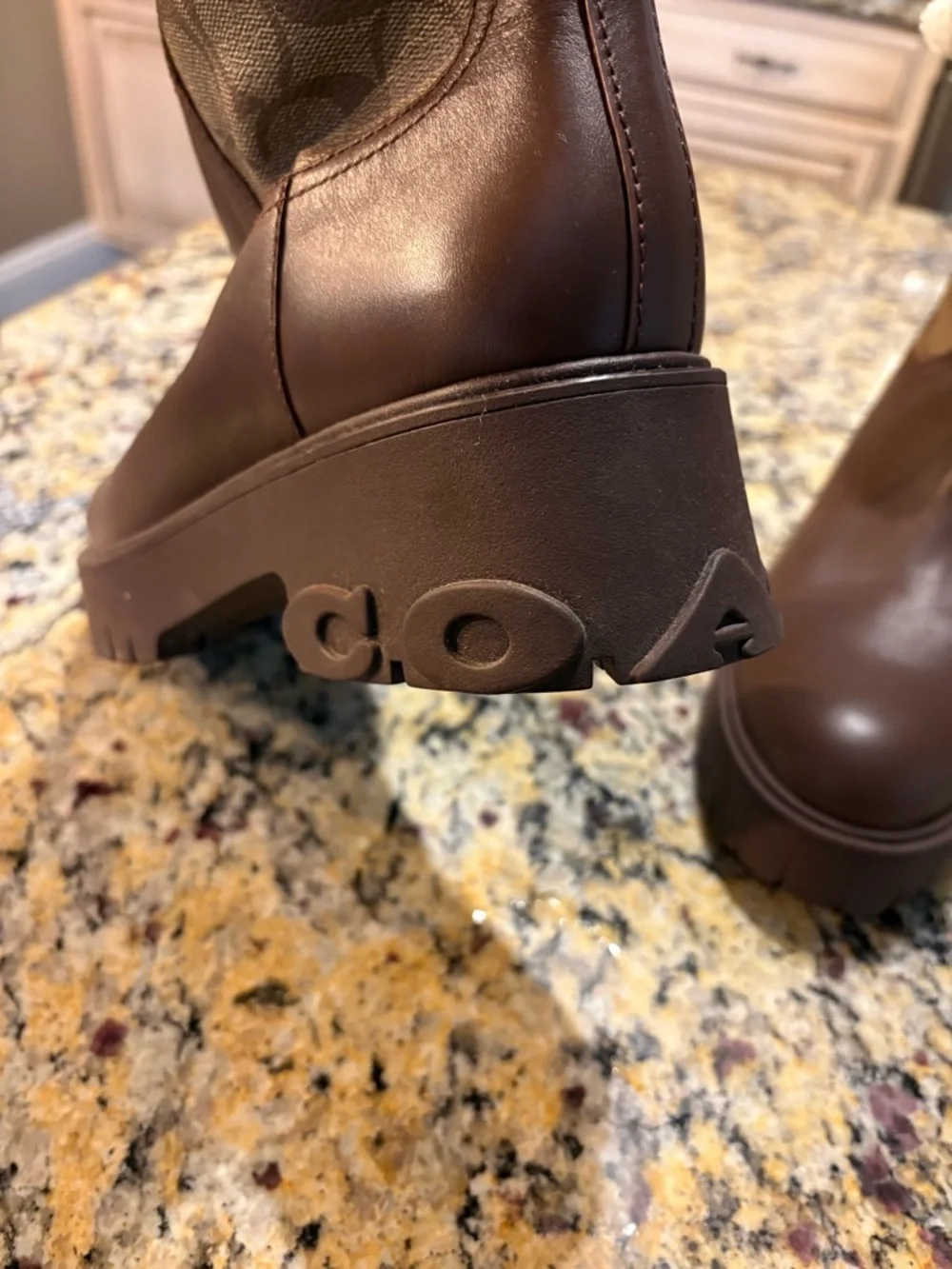 Coach Brown Logo-Panel Leather Platform Boots with Cream Shearling Cuff sz 8 - Picture 7 of 12